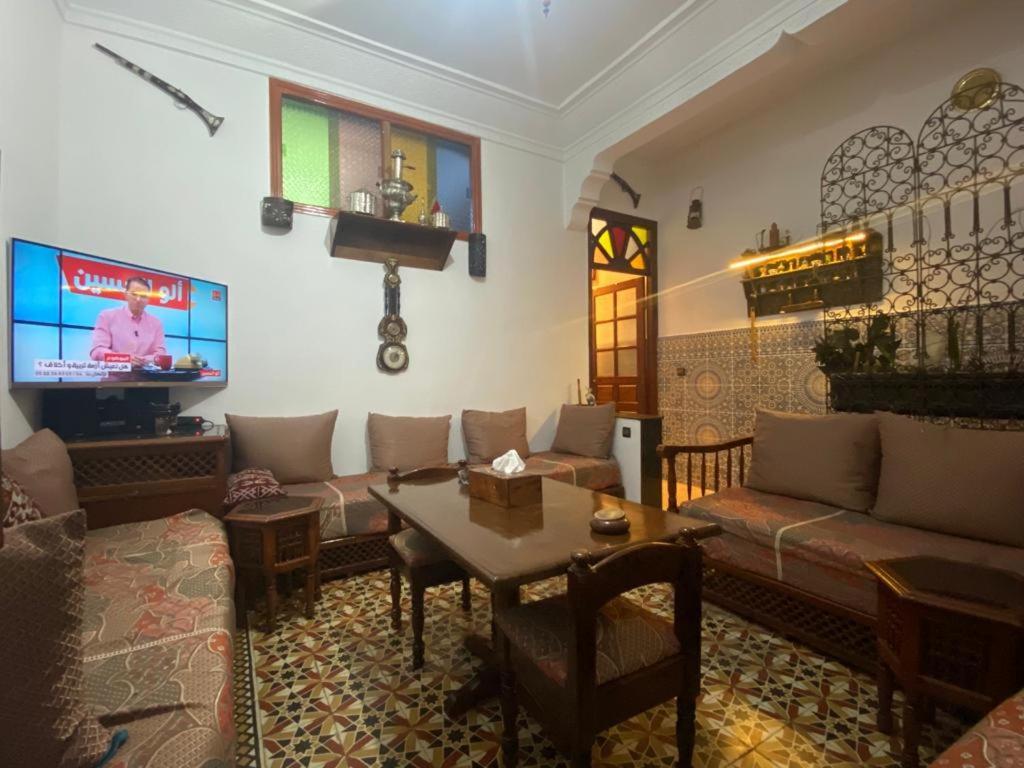 Appartement Meuble 5 Personnes En Plein Centre Ville Рабат Екстер'єр фото